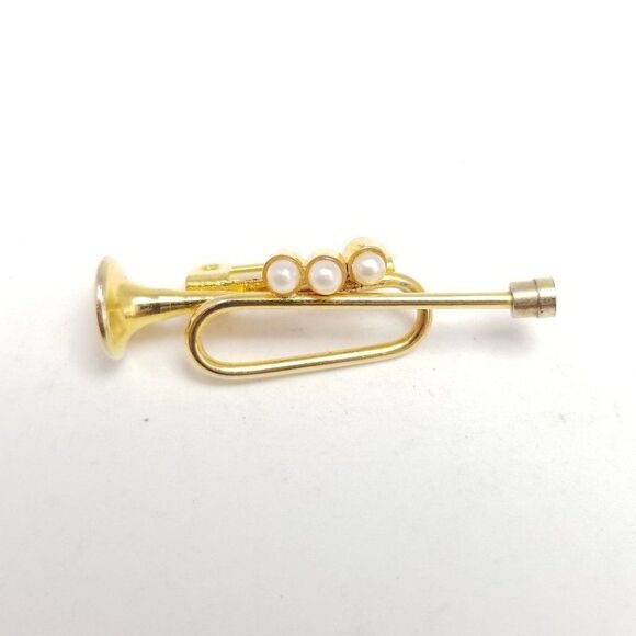 Vintage Trumpet Shape Brooch, Gold Tone Faux Pearl Lapel Pin, Instrument Music - Picture 1 of 6